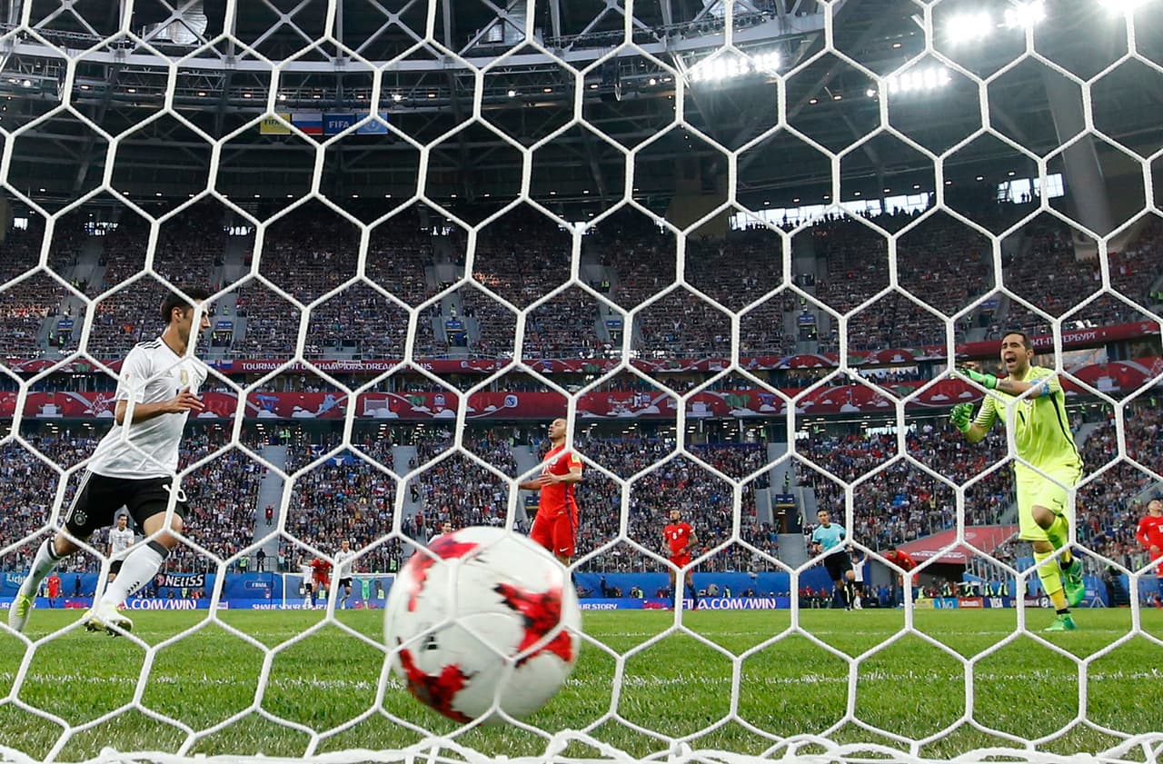 Alemania no perdonó y aprovechó la equivocación para marcar con comodidad.