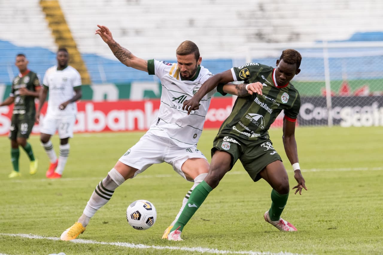 Los locales tuvieron que venir de atrás en dos ocasiones para lograr empatar el partido y dejar que todo se decida en la vuelta en Estados Unidos.