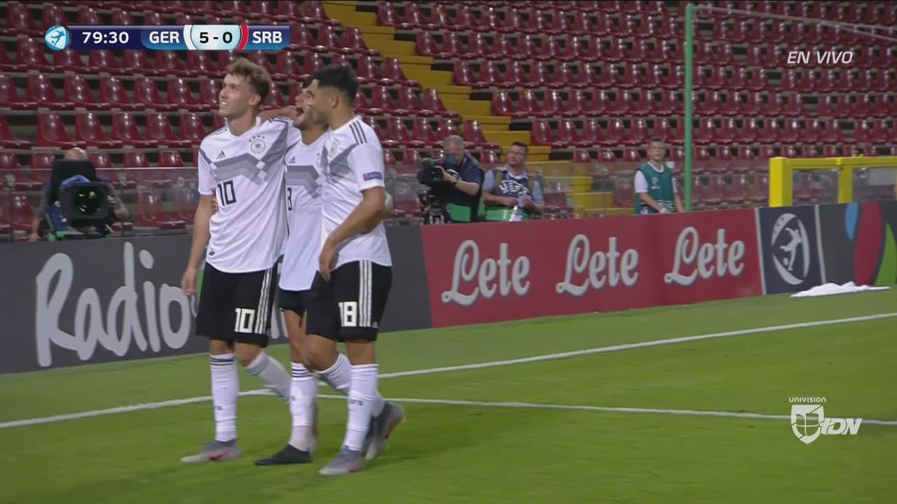 Luca Waldschmidt completa su hat-trick: Alemania 5-0 Serbia