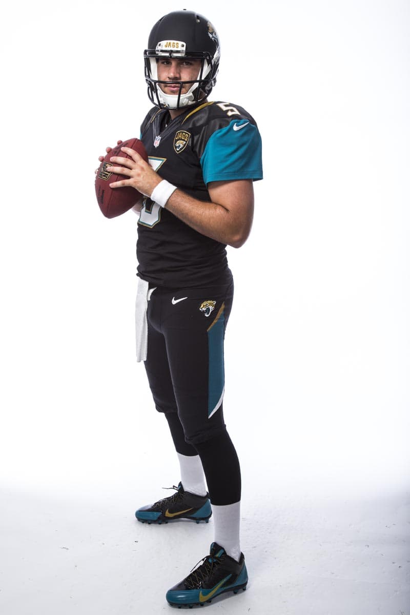 El QB entra a su segunda campaña en la NFL con los Jacksonville Jaguars. Checa las mejores imágenes del ex jugador de Central Florida (AP-NFL).