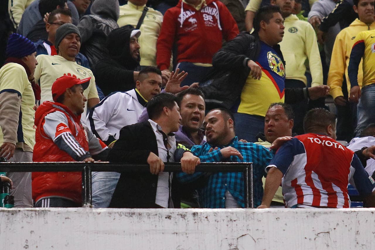 Para el Apertura 2016 se jugó una nueva edición del Clásico Nacional entre América y Chivas en el estadio Azteca.