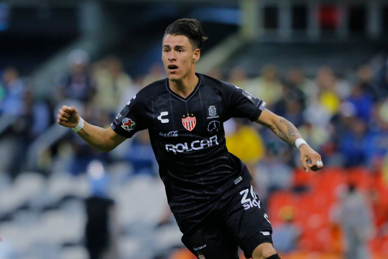 A pase de Rubén González Calderón festejaba de esta manera el tanto de la igualada 1-1 a los 53 minutos.