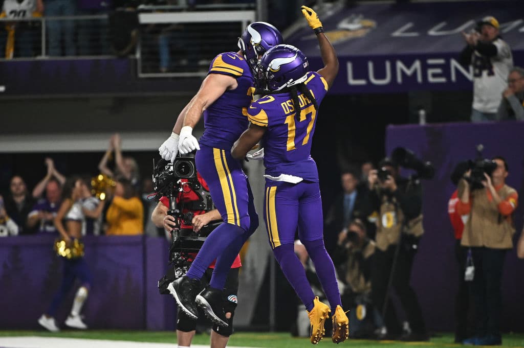 Dalvin Cook brilla en su regreso y con dos anotaciones comanda la victoria 28-36 sobre los Pittsburgh Steelers.