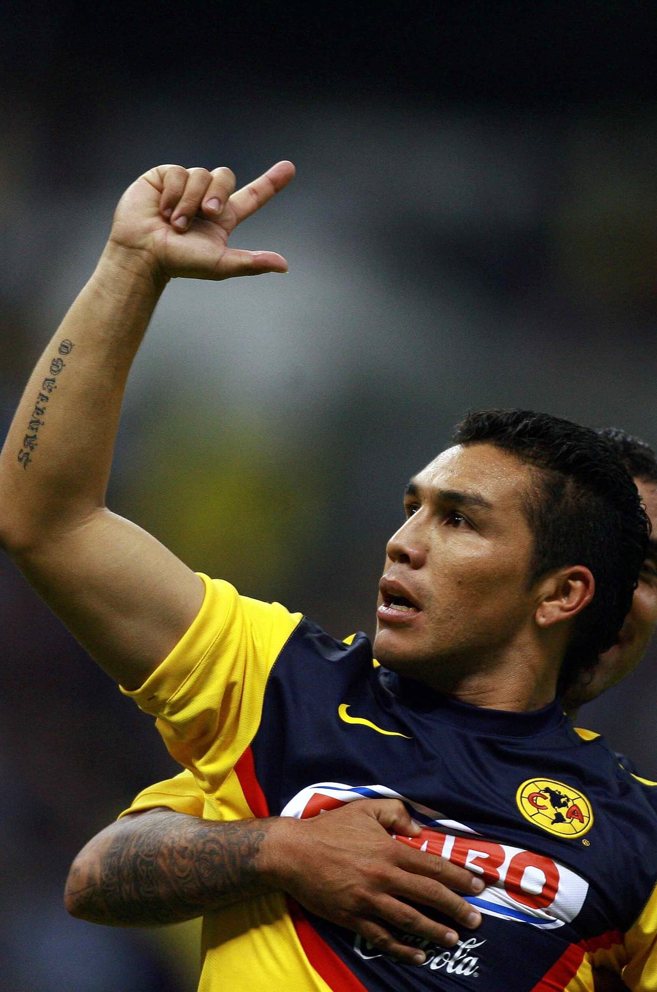 Gracias a Cabañas,
<b>Paraguay calificó cómodamente a su última participación mundialista hasta la fecha. </b>La Albirroja terminó cinco puntos arriba de su más cercano perseguidor: Argentina.