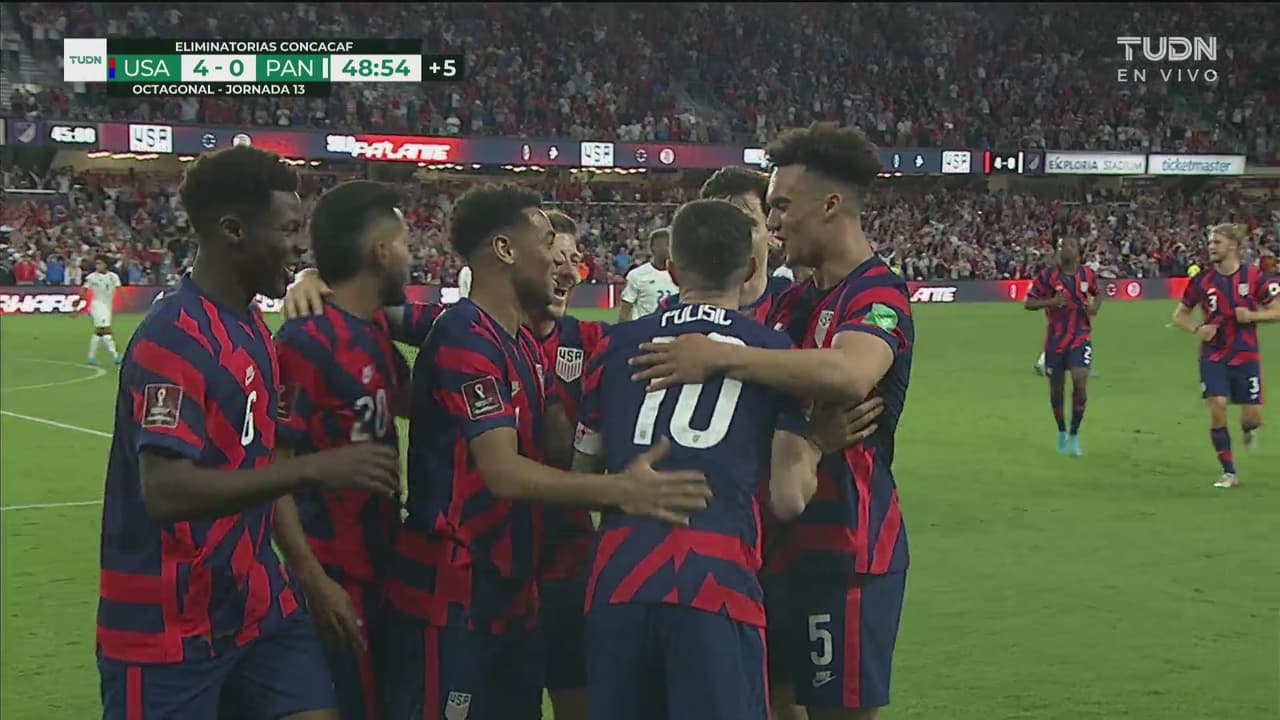 ¡No aprende! Godoy comete otro penalti y Christian Pulisic anota el 4-0