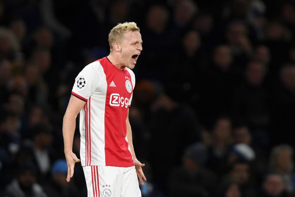 Van de Beek rechaza al Tottenham por el Real Madrid