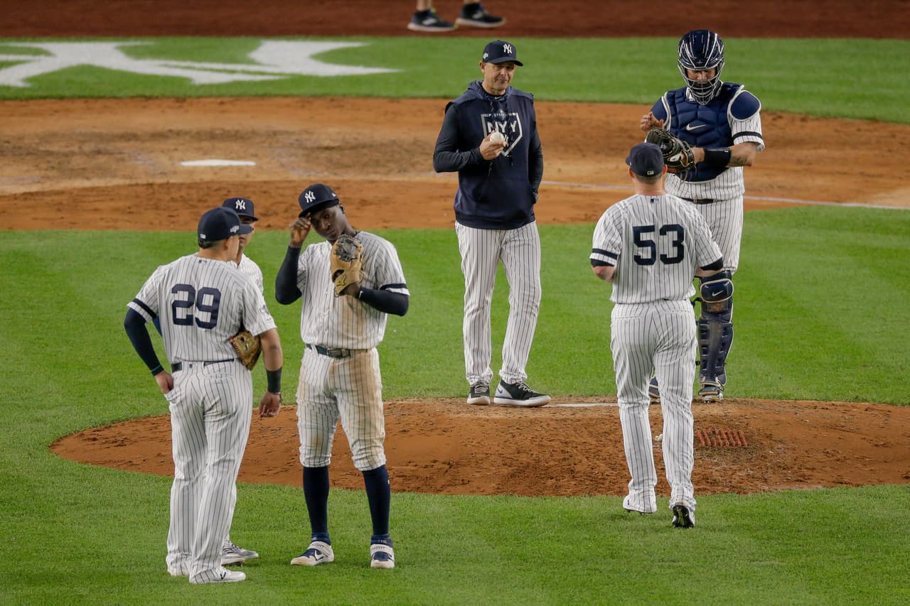 Los Astros derrotan a domicilio a los Yankees y se ponen 2-1.