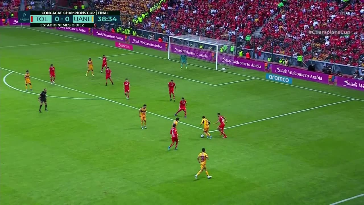 ¡TIRO ATAJADO! disparo por Jesús Garza.