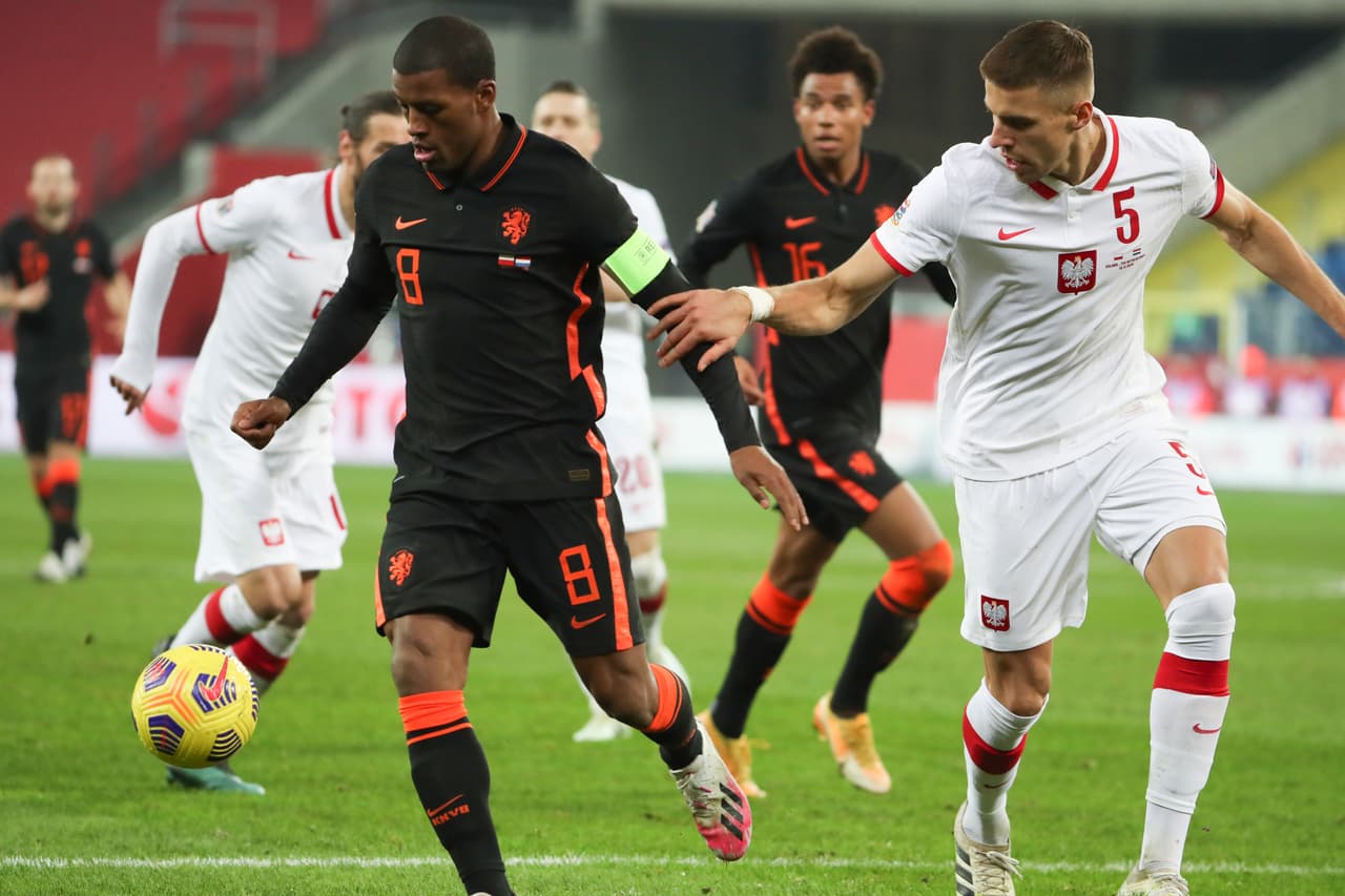 Los neerlandeses le dieron vuelta al partido sobre la recta final; ambos concluyen su participación en la justa europea. | Jozwiak (5’) abrió el marcador para Polonia. Depay (77’) igualó y Wijnaldum (84’) dio vuelta al marcador. Neerlandeses y polacos se despiden de la justa tras conseguir 11 y 7 unidades, respectivamente.