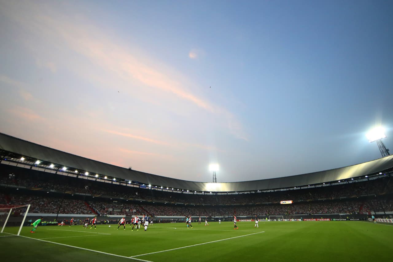 <b>8. Stadion Feijenoord </b>(Feyenoord Rotterdam / Holanda)