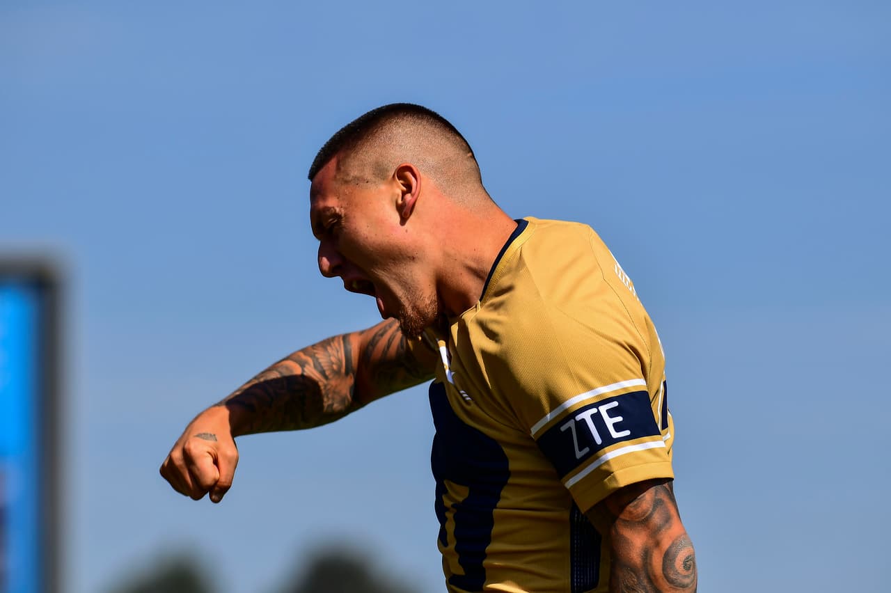 Pumas' Nicolas Castillo celebrates his goal against Atlas, during their Mexican Clausura 2018 tournament football match at the Universitario stadium in Mexico City, on January 14, 2018. / AFP PHOTO / RONALDO SCHEMIDT (Photo credit should read RONALDO SCHEMIDT/AFP/Getty Images)
