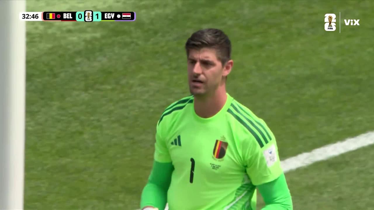 ¡Courtois evita el segundo! Atajadón que mantiene con vida a Bélgica