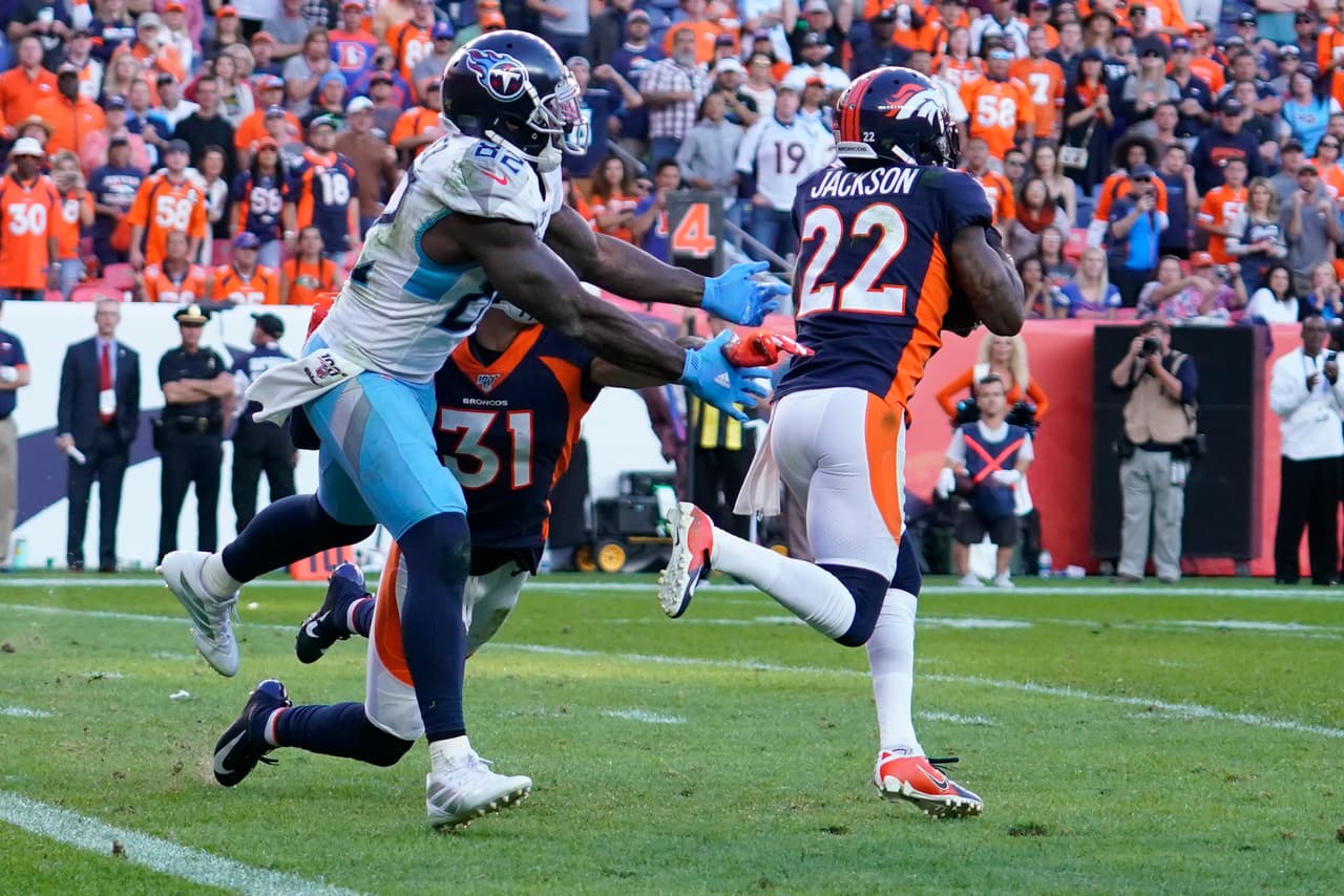 Delanie Walker (TE) vs Los Angeles Chargers