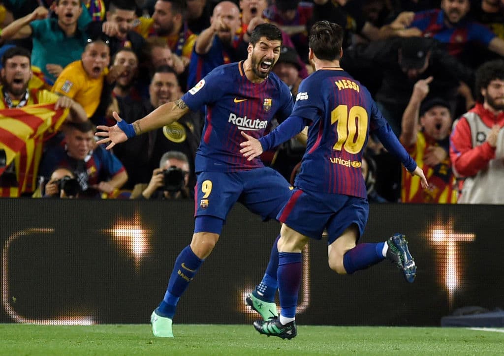 Luis Suárez se equipó con botines de la marca Adidas desde sus días en el PSV Eindhoven y hasta la pasada temporada. Anuncian le llegada del charrúa con la firma deportiva alemana Puma y se une a...