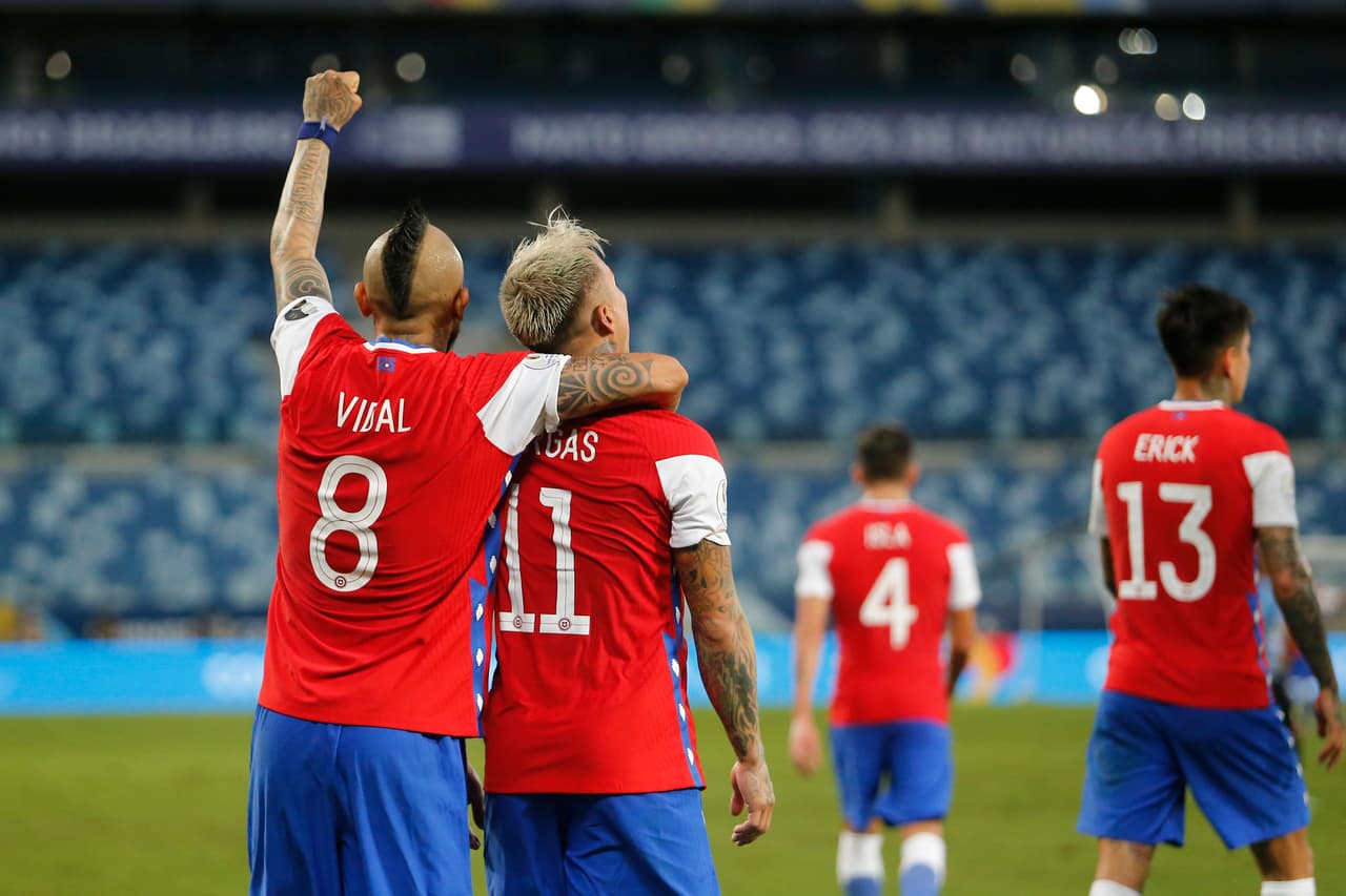 Chile sigue invicto en Copa América tras vencer a Uruguay