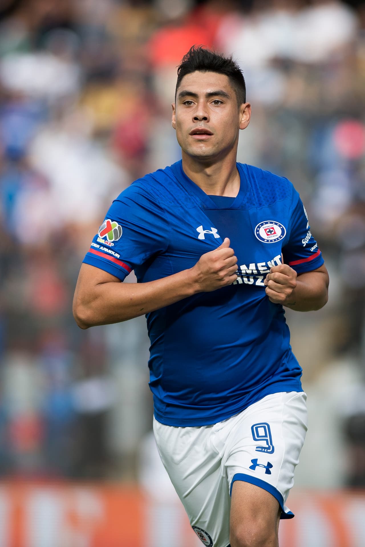 El tercero llegó al minuto 62 cuando por conducto de Felipe Mora, quién sólo tuvo que empujar un centro de Ángel Mena con el arquero ya vencido