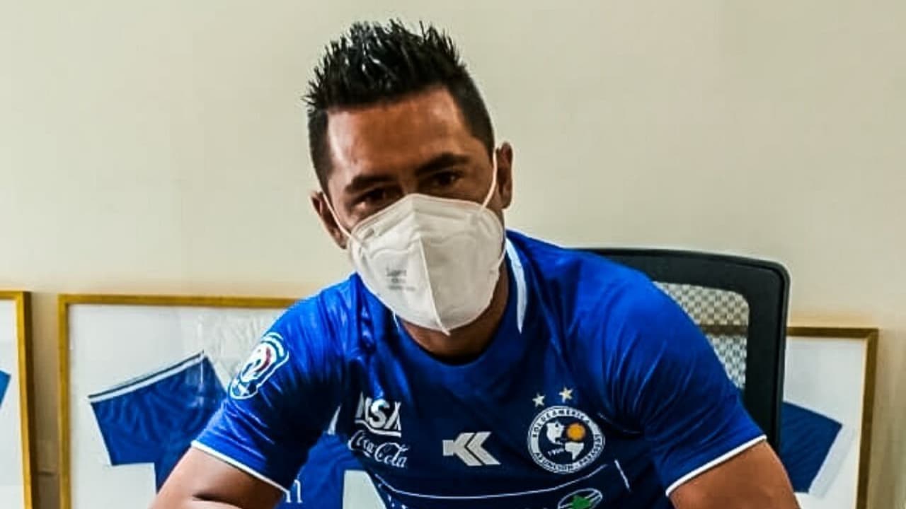 Osvaldito Martínez firmó con su nuevo equipo tras adiós de Liga MX