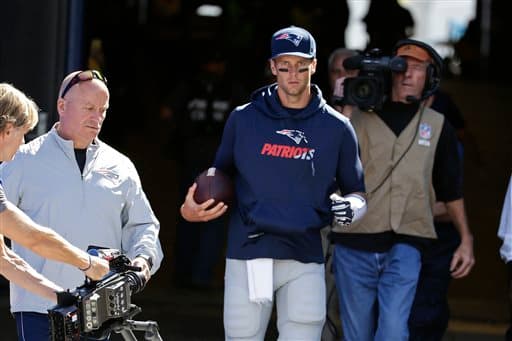 Los Buffalo Bills no pudieron contender a la poderosa ofensiva de los New England Patriots y perdieron en casa 40-32. Checa las mejores imágenes de este duelo.