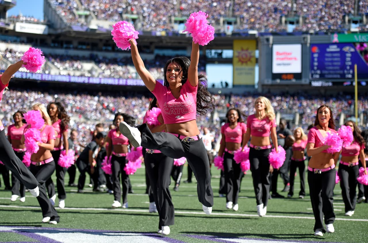 Con siete años como porrista de los Baltimore Ravens, Serena fue elegida para ir al Pro Bowl 2016. Checa las mejores imágenes de esta hermosa chica.