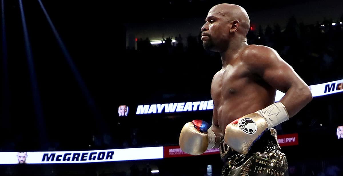El boxeador en retiro Floyd Mayweather Jr., ya está entrenando a la siguiente generacion de su estilo.
