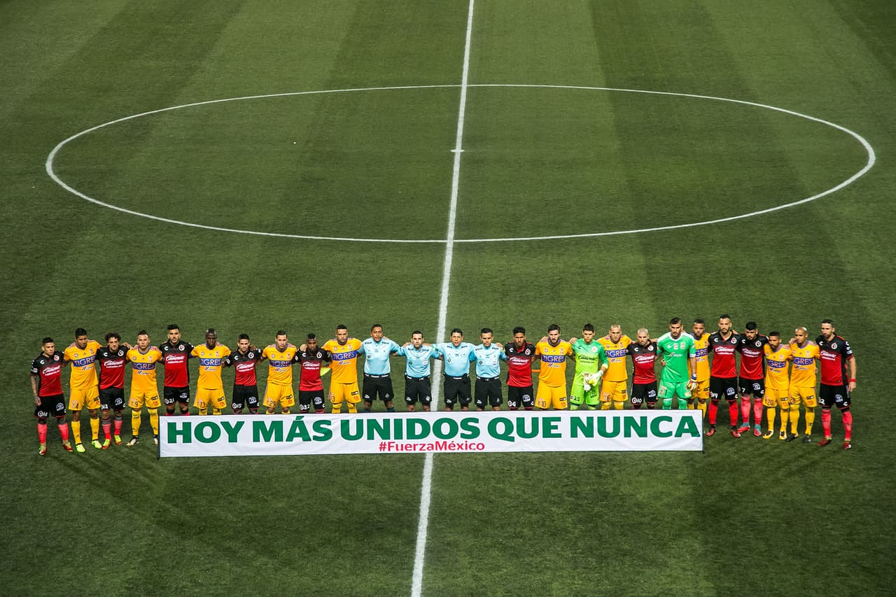 Muestras de apoyo en la Liga MX: Xolos de Tijuana 0-1 Tigres UANL