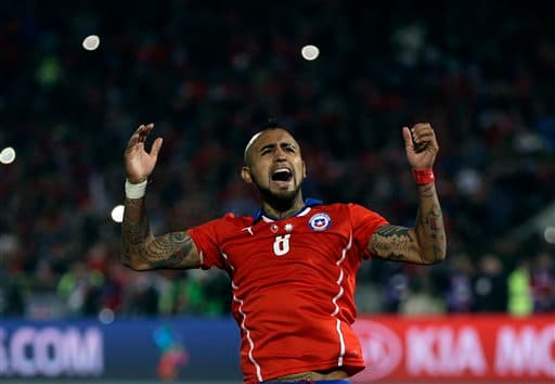 Arturo Vidal. Posición: Medio centro. Edad: 29 años. Equipo Bayern de Múnich. Veces seleccionado: 74 participaciones. Descripción: es quien maneja los hilos del medio campo. Es veloz, con buen toque y con gol.