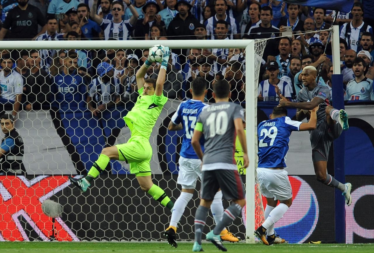 Casillas no pudo evitar la seguidilla de contragolpes en el segundo tiempo.
