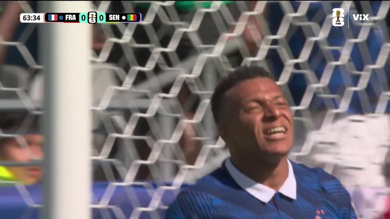 Se le escapa una oportunidad de oro a Mbappé