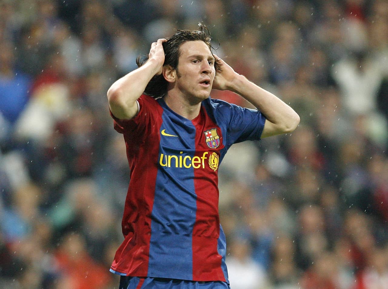 En su temporada debut, Messi disputó 76 minutos de Liga en siete partidos, todos entrando desde la banca; marcó un gol contra el Albacete.