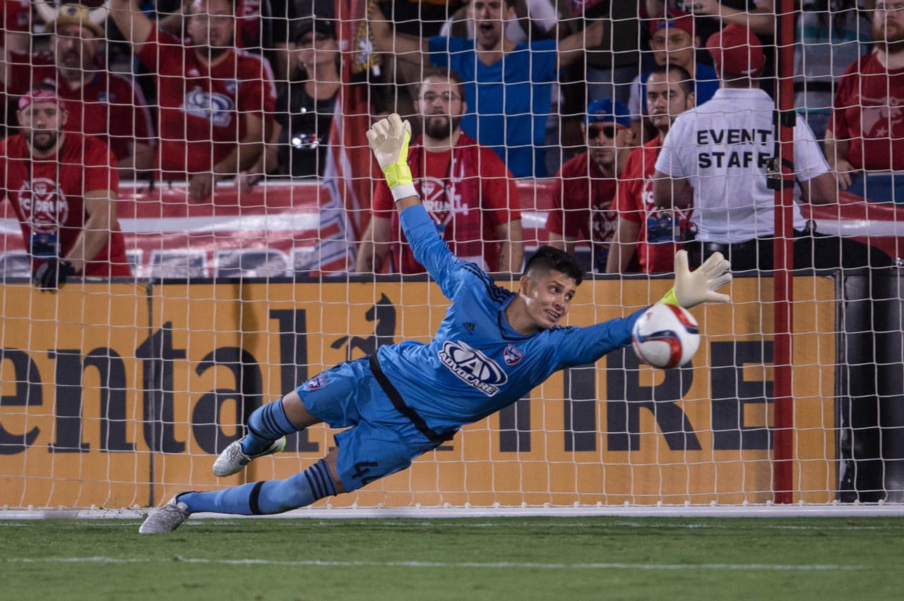 JESSE GONZÁLEZ – Si México pensara en su futuro en el arco, no estaría demás pensar en llevar por lo menos como tercer arquero a González, quien a sus 20 años de edad se ganó la titularidad del aspirante al título FC Dallas. Fue él mismo quien le quitó el puesto titular a Raúl Gudiño en el Mundial Sub-20 hace unos meses.