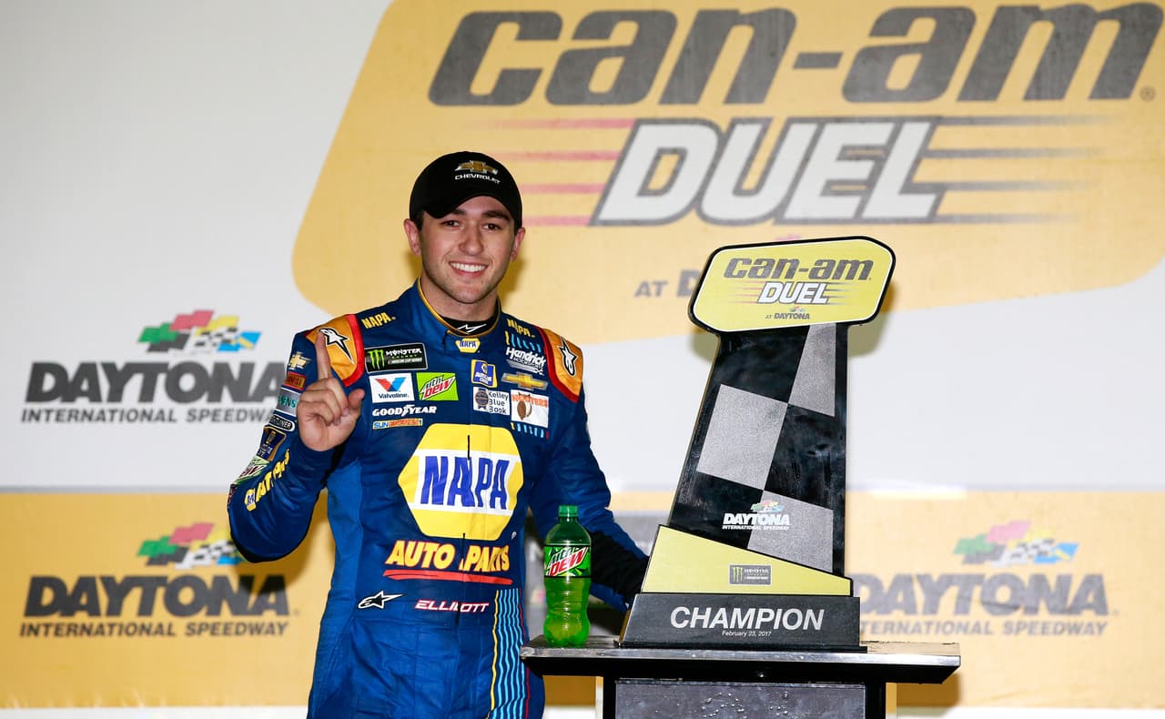 El piloto del equipo Hendrick Motorsports disfrutó de su triunfo en el Can-Am Duel.