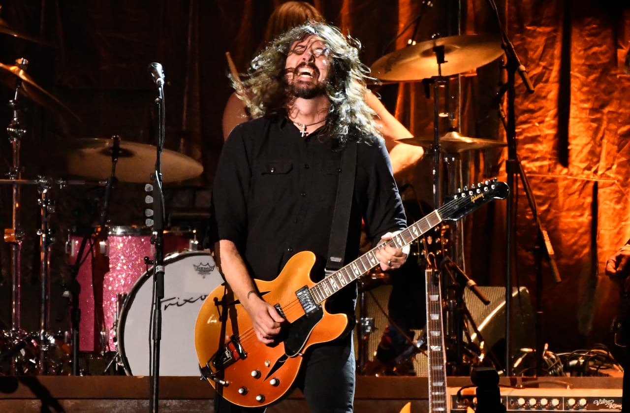 Dave Grohl es un rockero estadounidense, exbaterista de Nirvana y vocalista de Foo Fighters, que ha reconocido públicamente su admiración por Wets Ham United.
