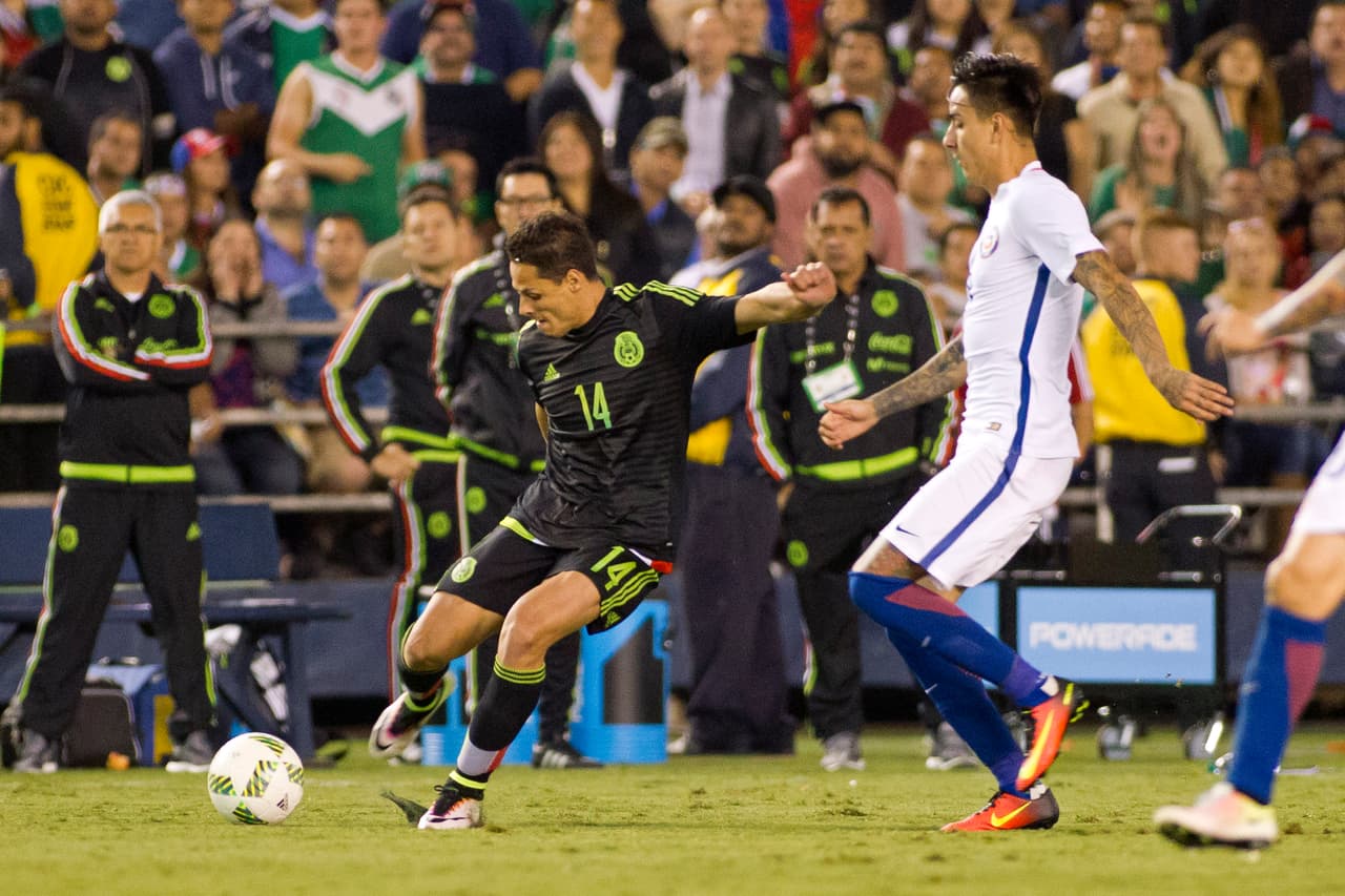 Contra Chile entró al minuto 78 de juego. Tres minutos después remató con la cabeza y el arquero Cristopher Toselli atajó, pero fue un aviso. Al 86 vino el gol en otro remate con la cabeza.