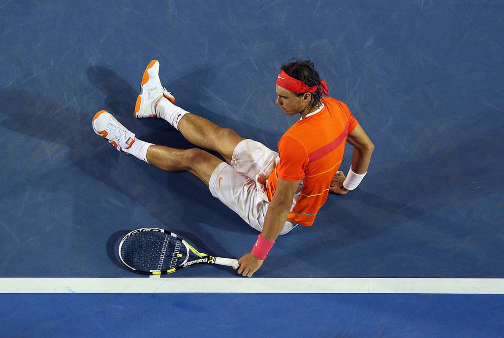 Nadal se retiró en dsventaja de 3/6, 6/7 (2) y 0/3 en el tercer set ante Murray quien al final fue subcampeón del Abierto de Australia 2010.