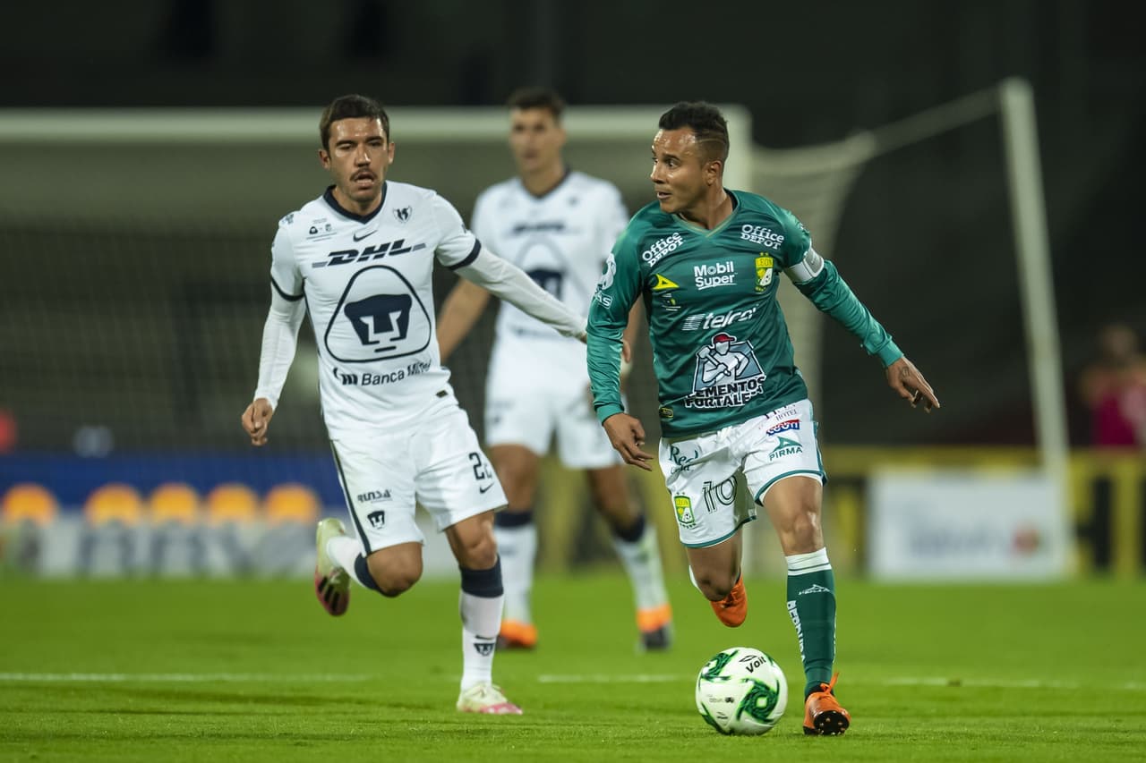 Con anotaciones de Carlos González y Emanuel Gigliotti, Pumas y León arrancan la final del Guard1anes 2020 con empate en Ciudad Univeristaria.