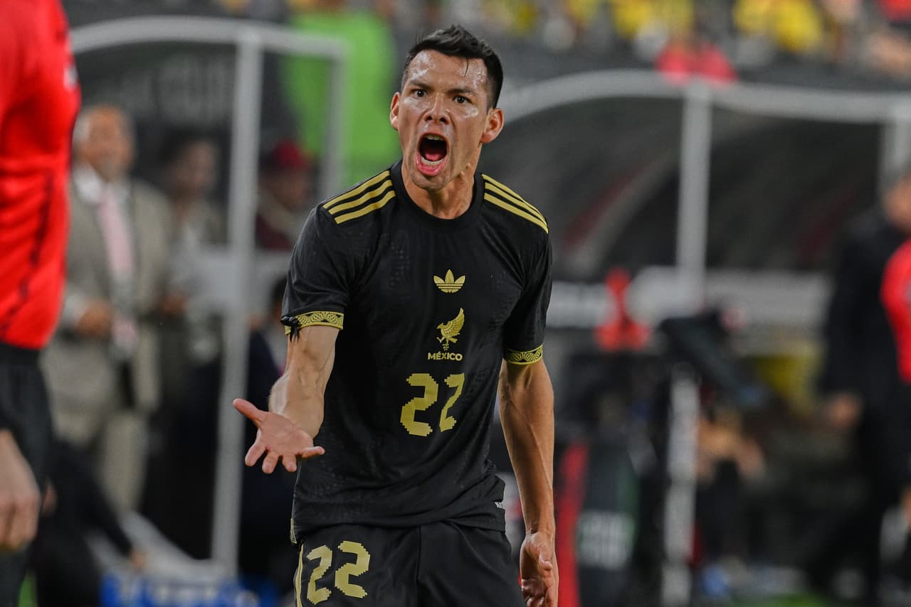 Hirving Lozano (6.5). El Chucky jugó el segundo tiempo y mostró buenas cosas por la derecha. Ha demostrado garra tras su regreso al Tri, pero necesita regularidad para convencer a Aguirre de que merece la titularidad.