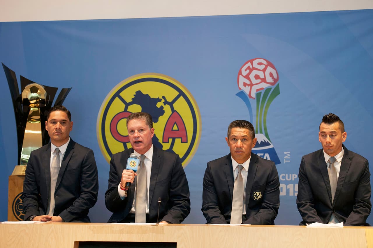 Ricardo Peláez negó que haya castigo para Rubens Sambueza