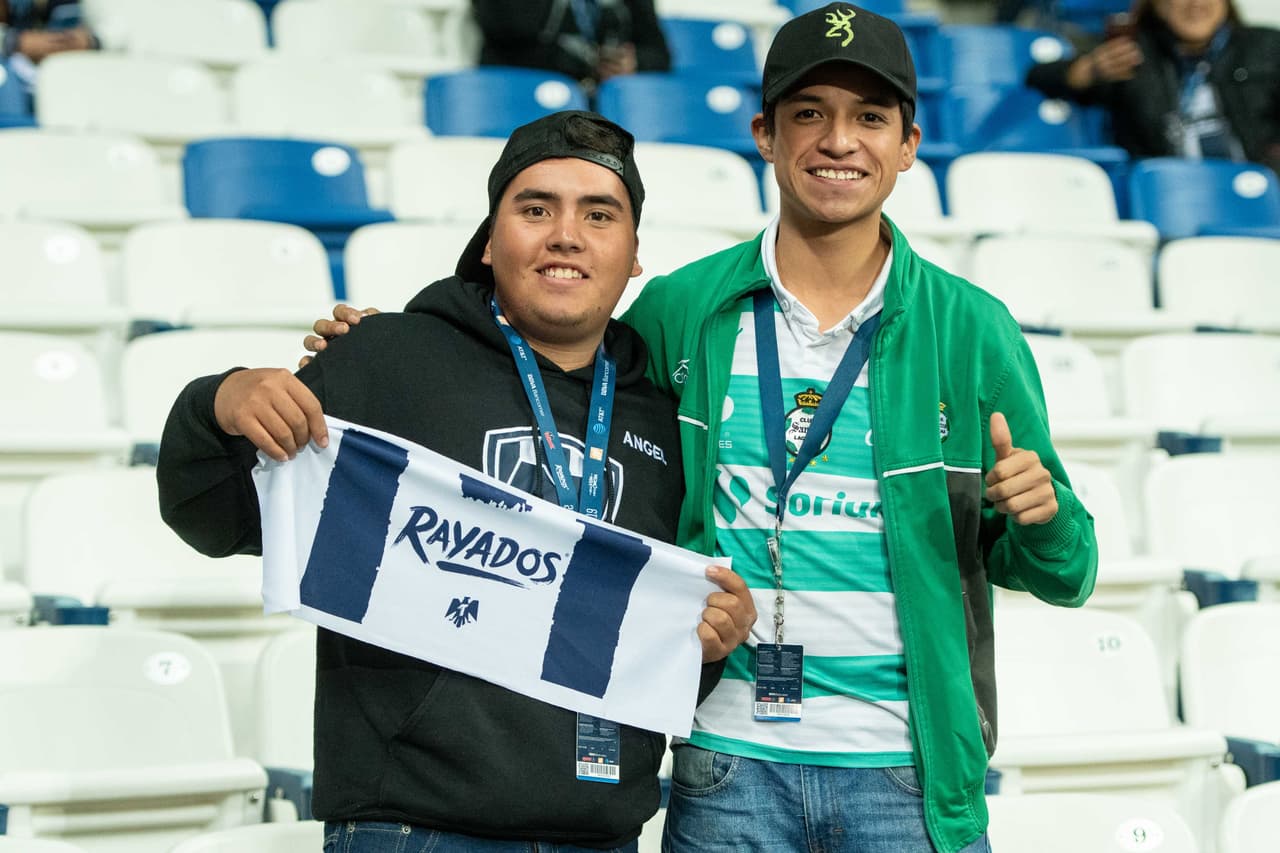 Este es el ambiente que hubo momentos antes del silbatazo inicial en el choque de Liguilla entre Monterrey y Santos Laguna.