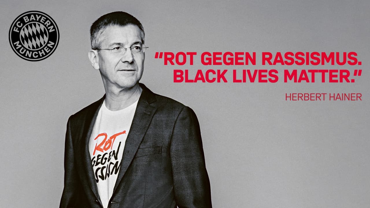 Durante el calentamiento previo al cotejo ante Leverkusen, portaron camisetas con las etiquetas #RotgegenRassismus y #BlackLivesMatter. “La muerte de George Floyd y las imágenes de EEUU nos conmocionan a todos”, publicó Herbert Hainer, presidente del Bayern Munich.