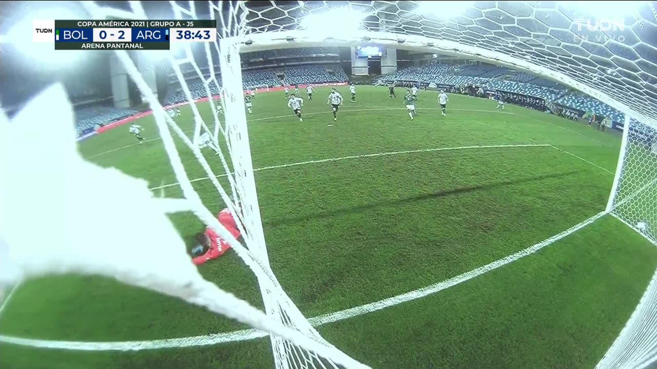 ¡TIRO ATAJADO! disparo por Jeyson Chura.