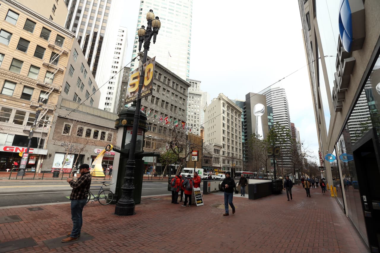 El ambiente en la ciudad de San Francisco cada vez eleva más su temperatura para estar a tope durante el Super Bowl 50.