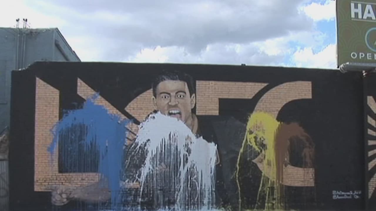 Vandalizan mural en homenaje a Carlos Vela en Los Ángeles