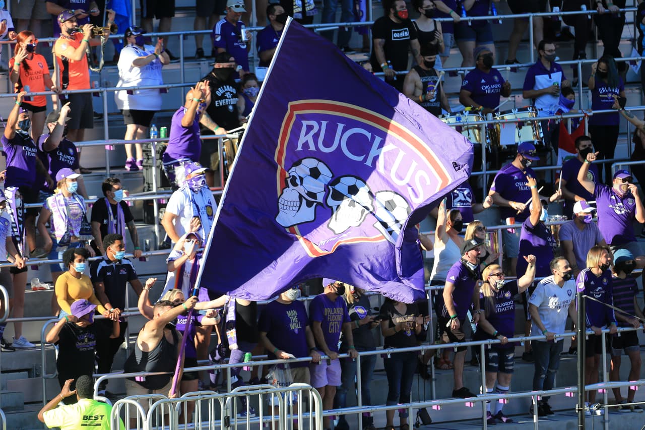 Buen ambiente también se vio en el Exploria Stadium, para el partido entre Orlando City SC y New York City FC.
<br>