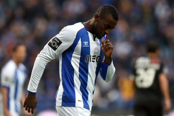 Por supuesto el negocio de piernas sigue y Porto tiene tres elementos que seguramente se venderán en el futuro, Jackson Martínez, Diego Reyes y Héctor Herrera.
