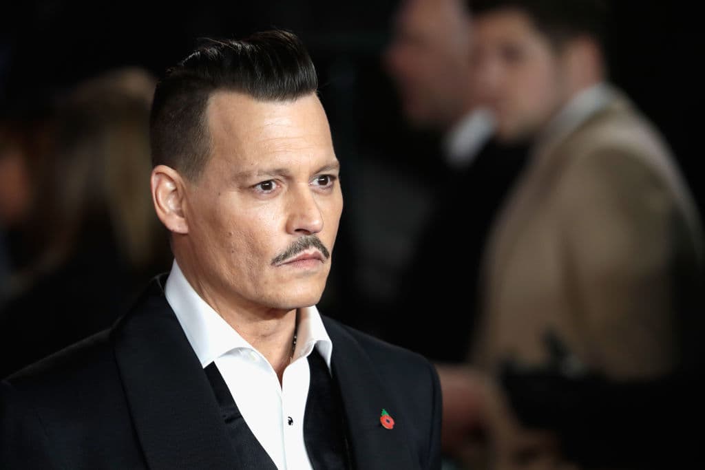 Se ha dado a conocer que los problemas de Johnny Depp y su exesposa Amber Heard, podría ser tema de hasta tres documentales de desarrollo.
<br>