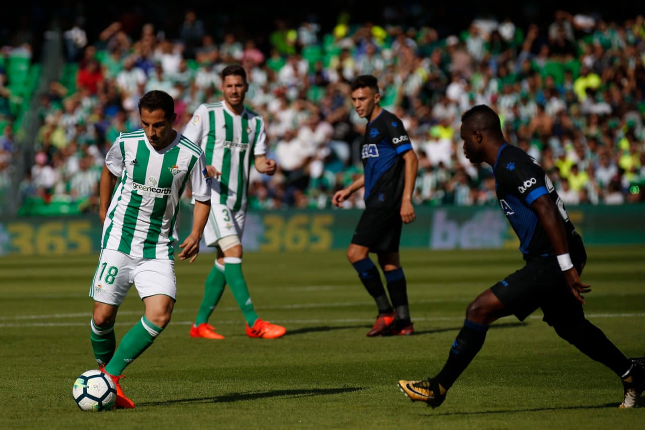 Betis [2]-0 Alavés: noveno juego pra el mexicano Andrés Guardado en esta temporada de La Liga y séptimo como titular. Otro juego correcto del tapatío con el equipo bético.