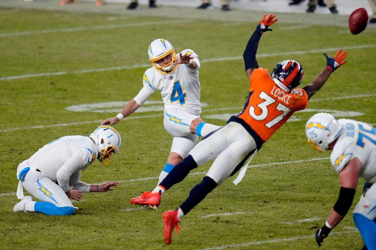Con un error de la defensa de los Chargers, los Denver Broncos consiguen la victoria 30-31 en el último segundo.