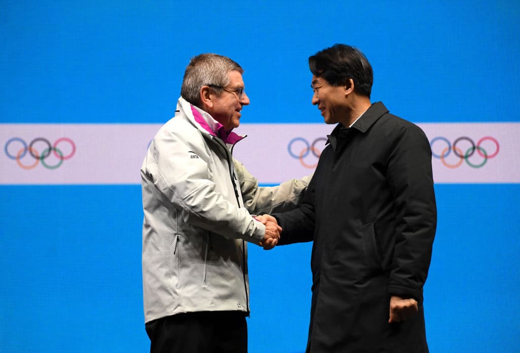 Se clausuran los Juegos Olímpicos de la Juventud en Lausana y se pasa la bandera olímpica a Corea del Sur, próximo anfitrión en cuatro años.