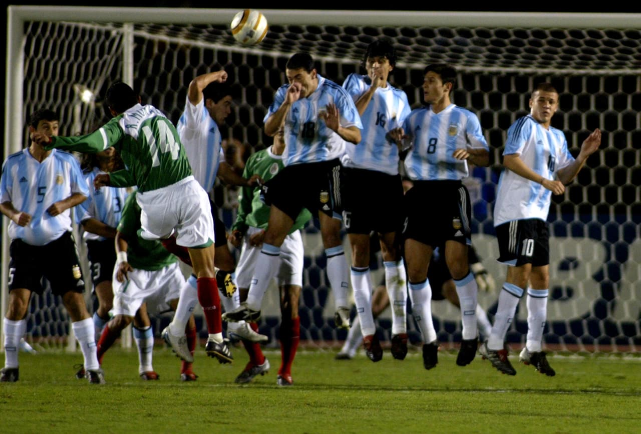 El 2004 fue glorioso para el Tri tras salir victorioso con un gol de Ramón Morales antes del minuto 10.