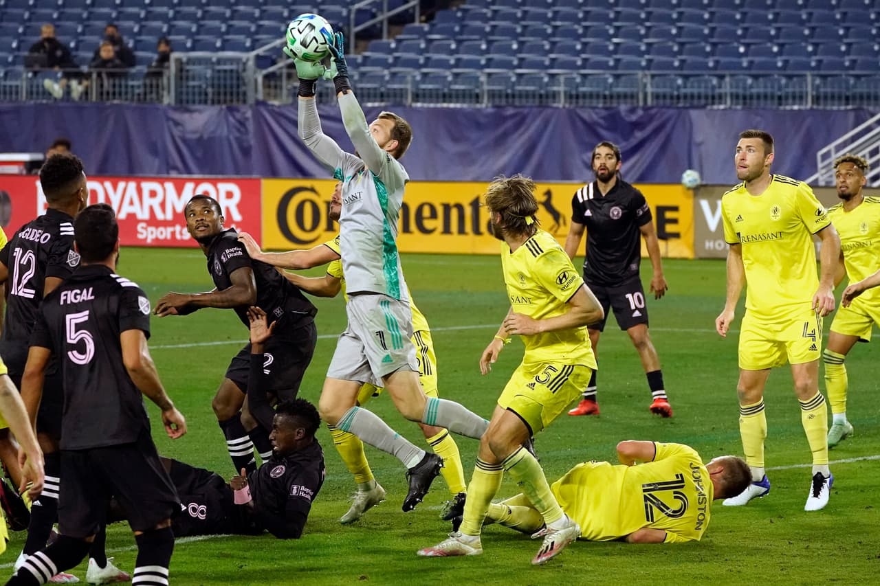 Leal (14’) abrió el marcador y Mukhtar (24’) cobró una pena máxima para crecer la diferencia. McCarty (57’) selló el resultado final que eliminó al cuadro de Diego Alonso.
